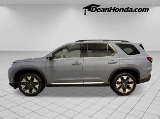 New 2026 Honda Pilot Touring video 2