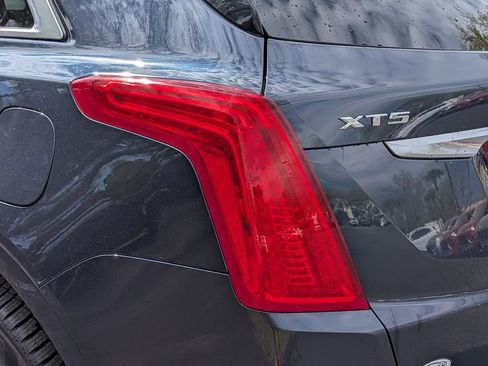 Used 2018 Cadillac XT5 FWD image 10