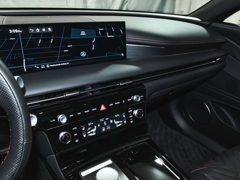 Used 2025 Genesis G80 3.5T Sport AWD/4WD image 50
