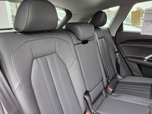 New 2025 Audi Q5 Premium Plus image 17