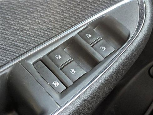 Used 2019 Chevrolet Cruze LS image 10