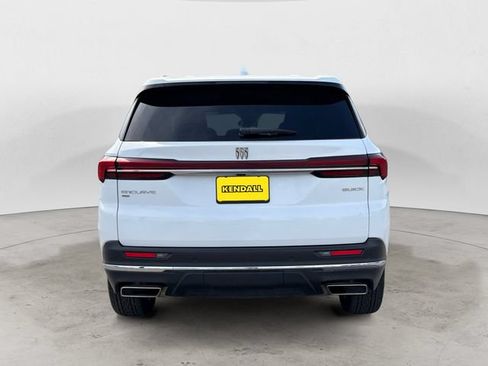Used 2025 Buick Enclave Preferred AWD/4WD image 6