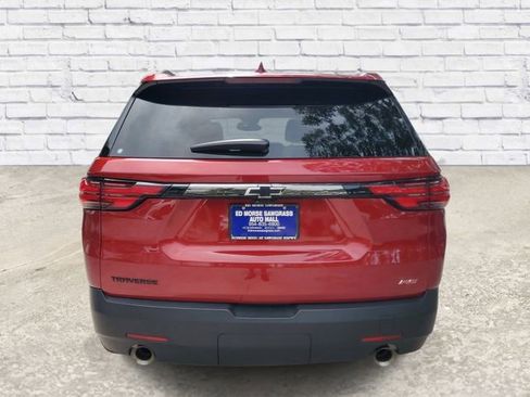 Certified 2023 Chevrolet Traverse RS FWD image 3
