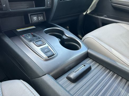 Used 2023 Honda Passport EX-L image 14