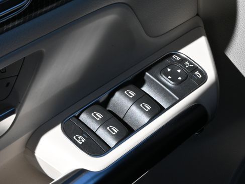 Used 2022 Mercedes-Benz GLA 250 image 37