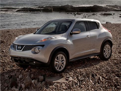 Used 2013 Nissan Juke SV AWD/4WD image 1