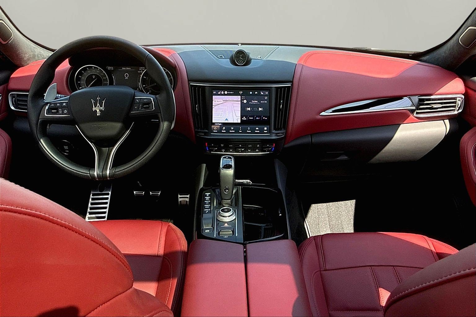 Used 2022 Maserati Levante GT AWD/4WD image 9