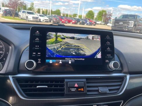 Used 2021 Honda Accord Sport image 26