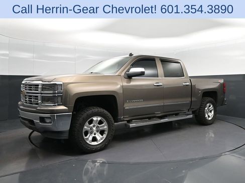 Used 2014 Chevrolet Silverado 1500 LT w/ All Star Edition AWD/4WD image 3