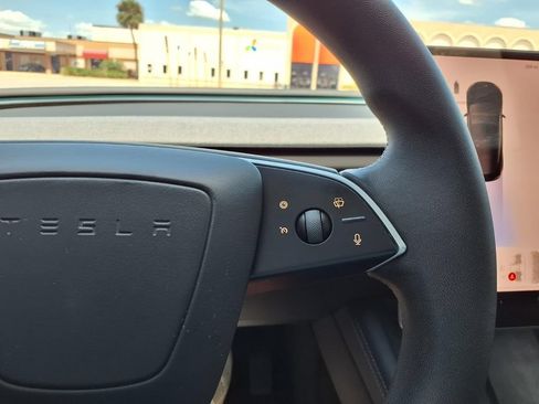 Used 2025 Tesla Model 3 Long Range RWD image 30