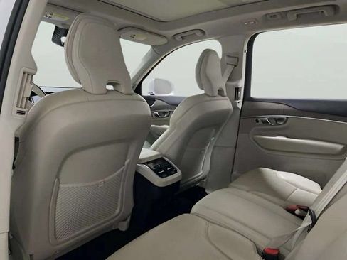 Used 2024 Volvo XC90 B6 Core AWD/4WD image 48