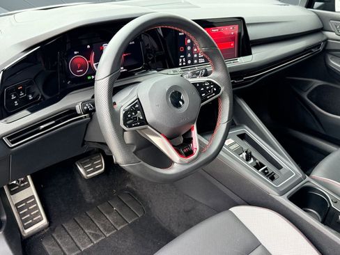 Used 2022 Volkswagen GTI Autobahn image 4