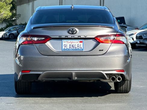 Used 2024 Toyota Camry SE image 8