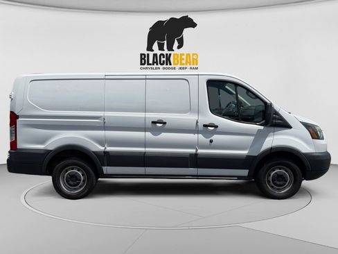 Used 2015 Ford Transit 150 130 Low Roof RWD image 2