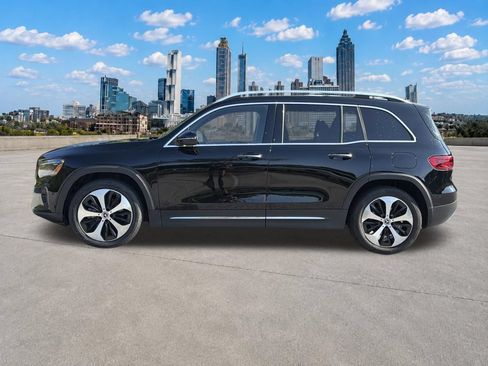Used 2025 Mercedes-Benz GLB 250 4MATIC image 24