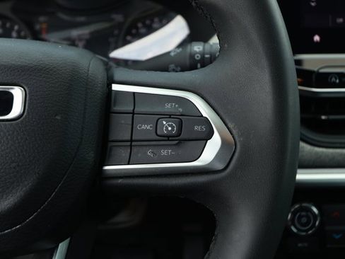 Used 2024 Jeep Compass Latitude w/ Altitude Special Edition image 14