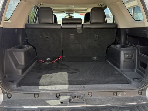 Used 2012 Toyota 4Runner SR5 w/ Premium Pkg image 32