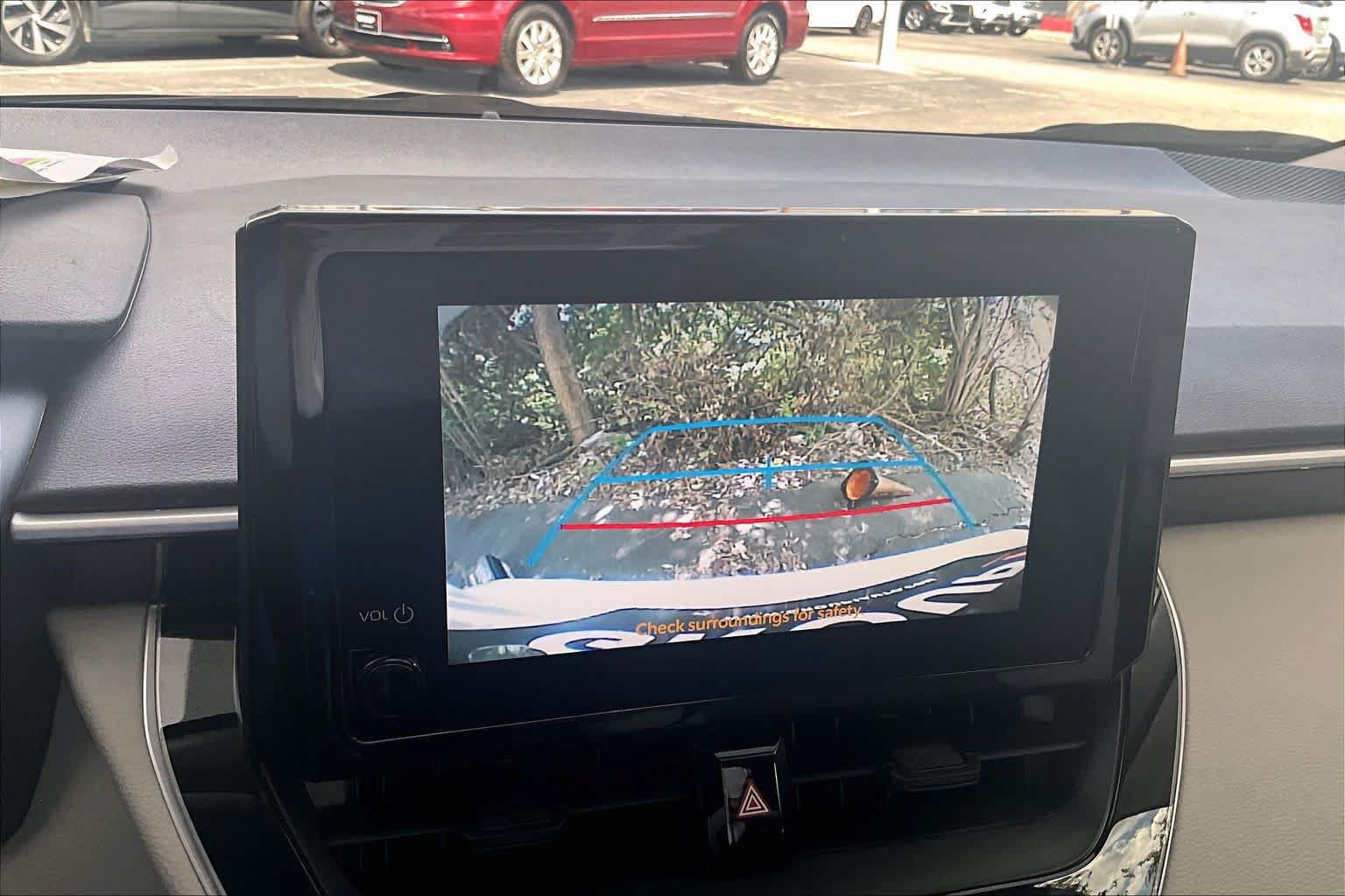 Used 2025 Toyota Corolla LE FWD image 27