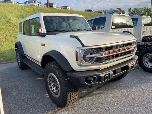 New 2026 Ford Bronco Outer Banks AWD/4WD image 2
