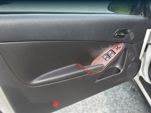Used 2008 Pontiac G6 GT FWD image 22