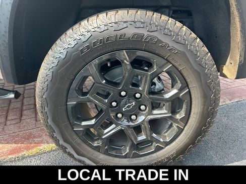 Used 2026 Chevrolet Colorado Trail Boss w/ LPO, Skid Plate Package AWD/4WD image 11