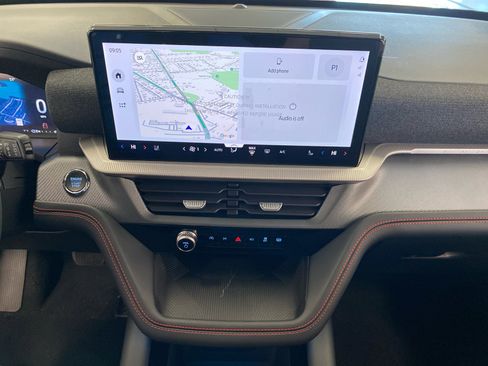 New 2026 Ford Explorer ST-Line AWD/4WD image 30