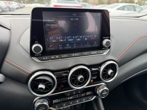 Used 2025 Nissan Sentra SR w/ SR Premium Package image 20