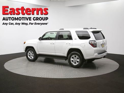 Used 2024 Toyota 4Runner SR5 image 60