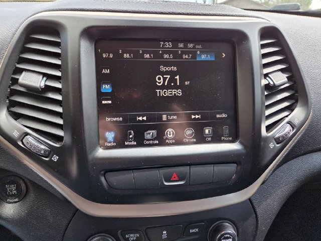 Used 2014 Jeep Cherokee Limited FWD image 31