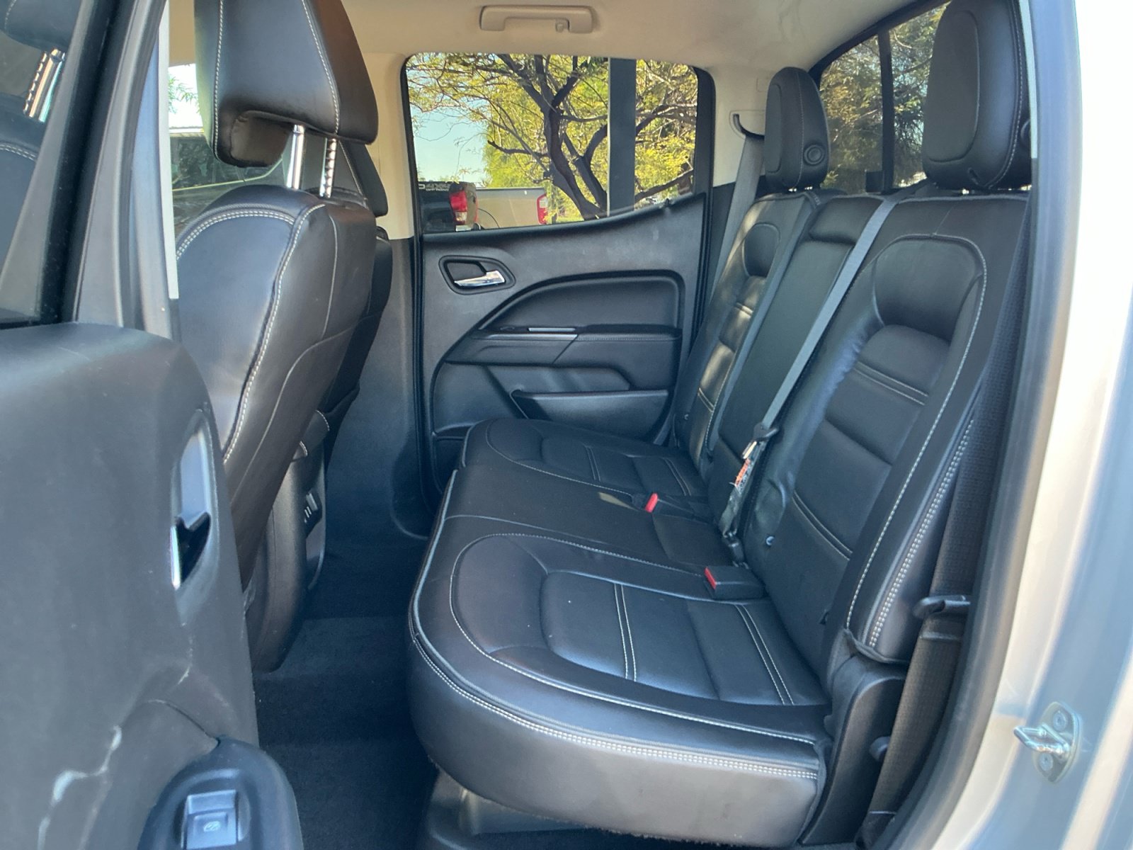 Used 2018 GMC Canyon Denali AWD/4WD image 17