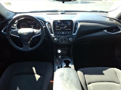 Used 2025 Chevrolet Malibu LS FWD image 20