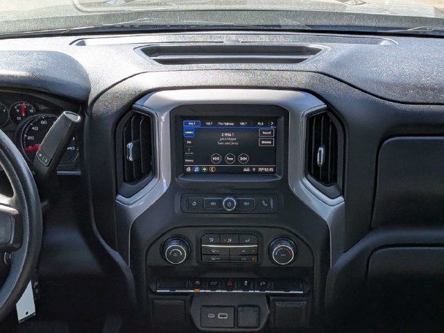 Used 2021 Chevrolet Silverado 1500 Custom AWD/4WD image 16