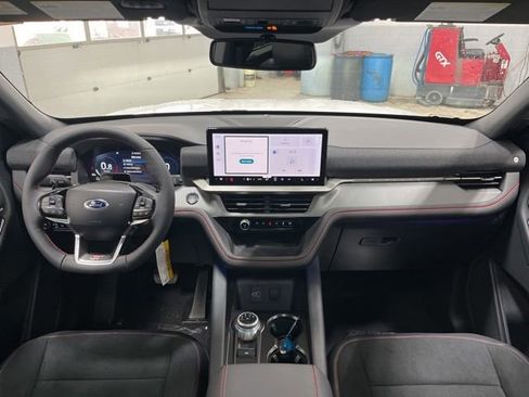 New 2026 Ford Explorer ST w/ Sun And Sound Package image 43