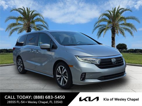 Used 2021 Honda Odyssey Touring image 1