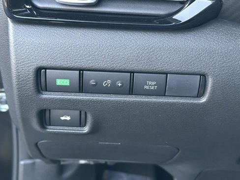 Certified 2023 Nissan Sentra SR w/ Midnight Edition Package image 22