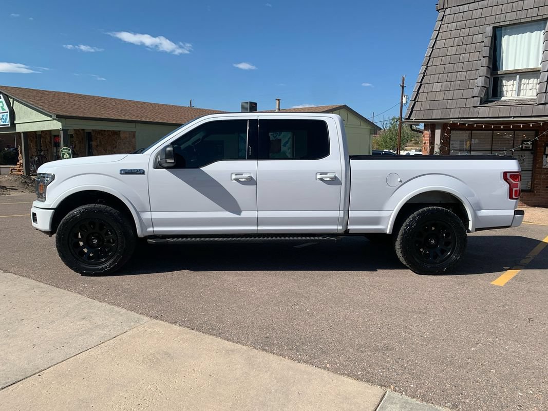 Used 2018 Ford F150 XLT w/ Equipment Group 302A Luxury AWD/4WD image 4