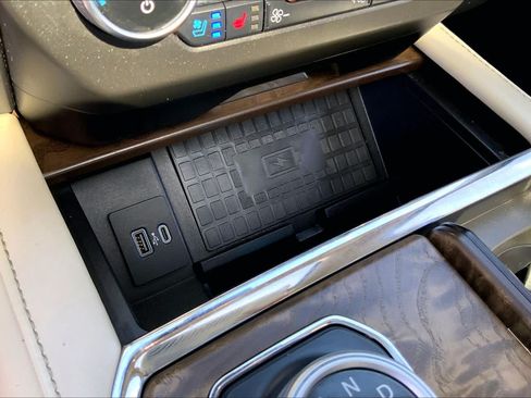 Used 2021 Ford Expedition Platinum RWD image 31