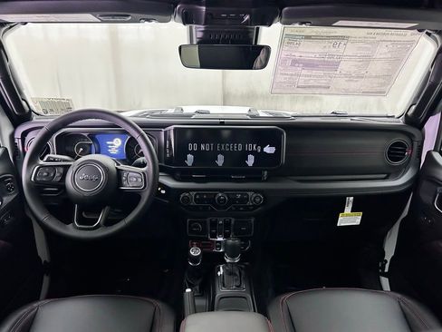 New 2025 Jeep Gladiator Rubicon image 22
