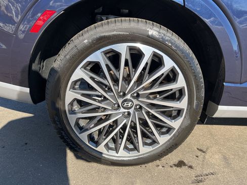 Used 2026 Hyundai Palisade Calligraphy image 11