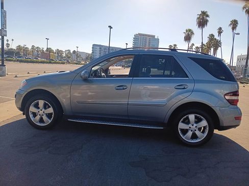 Used 2010 Mercedes-Benz ML 350 2WD image 5