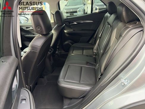 Used 2024 Buick Envision Preferred AWD/4WD image 28