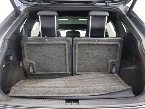 Used 2020 Volkswagen Tiguan SEL Premium R-Line w/ 3rd Row Seat Package image 28