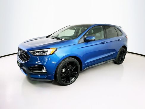 Used 2019 Ford Edge ST w/ Equipment Group 401A image 3