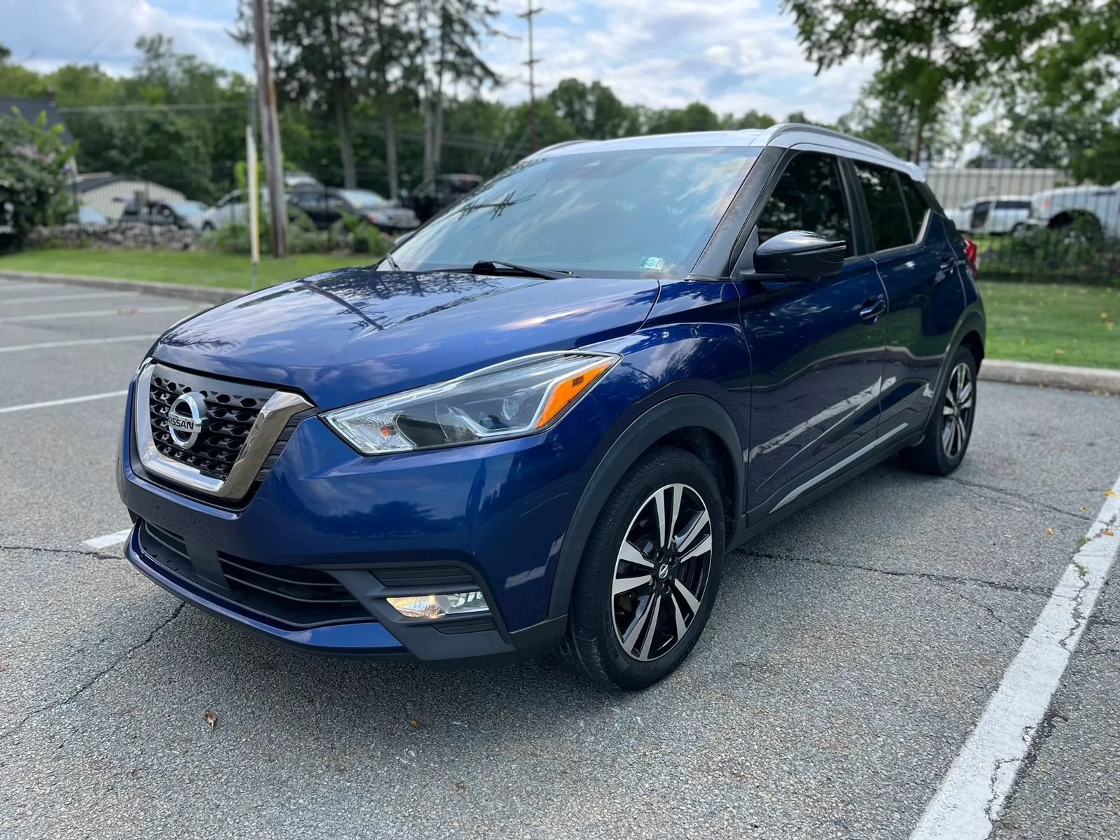 Used 2020 Nissan Kicks SR FWD image 3