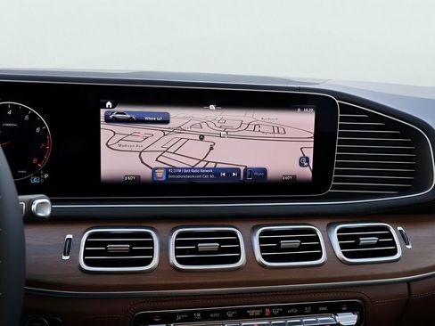 Certified 2025 Mercedes-Benz GLE 350 4MATIC image 23