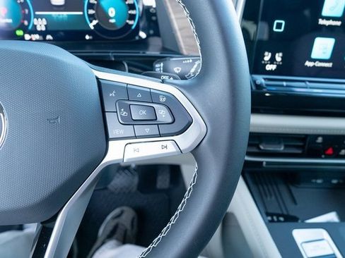 New 2026 Volkswagen Atlas SE image 21