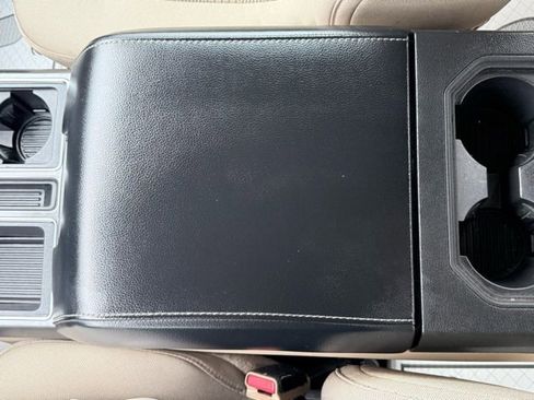 Used 2016 Ford F150 XLT w/ Equipment Group 302A Luxury image 24