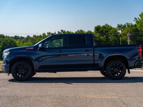 Used 2023 Chevrolet Silverado 1500 RST AWD/4WD image 4