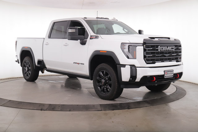 Used 2025 GMC Sierra 3500 AT4 w/ AT4 Premium Plus Package AWD/4WD image 2