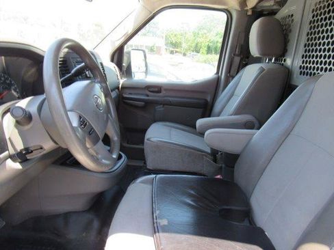 Used 2016 Nissan NV 1500 SV RWD image 10